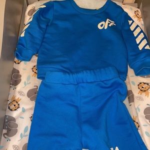 Off-White sweatsuit. Worn once for 3 hours. 6 to 9 months.